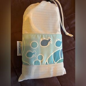 Brand New With out tags Norwex beach towel